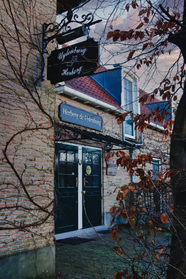 Uylenburg- Du Midi Hotel 3*