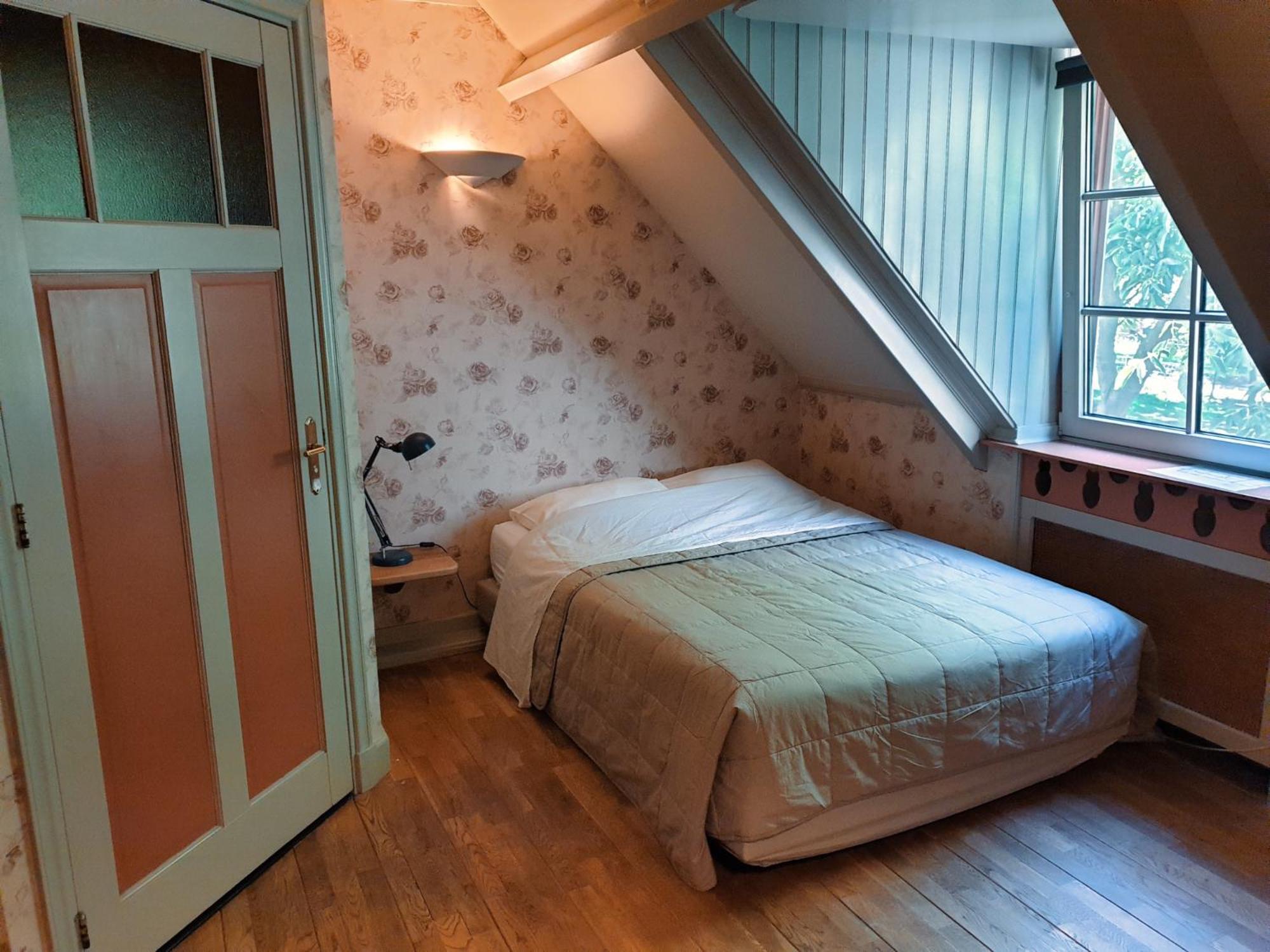 Hotel Uylenburg- Du Midi